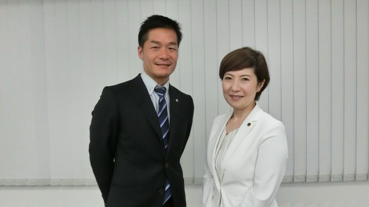 函館市議会議員　出村先生と対談して参りました！