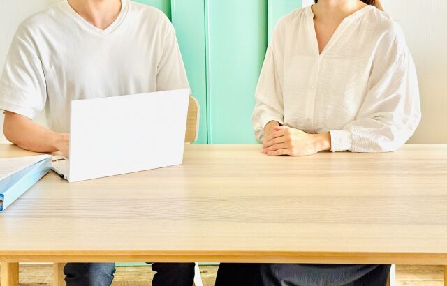 「評価面談は“練習”で上手くなる」上司の不安に寄り添う、新しい学びの場をつくりました